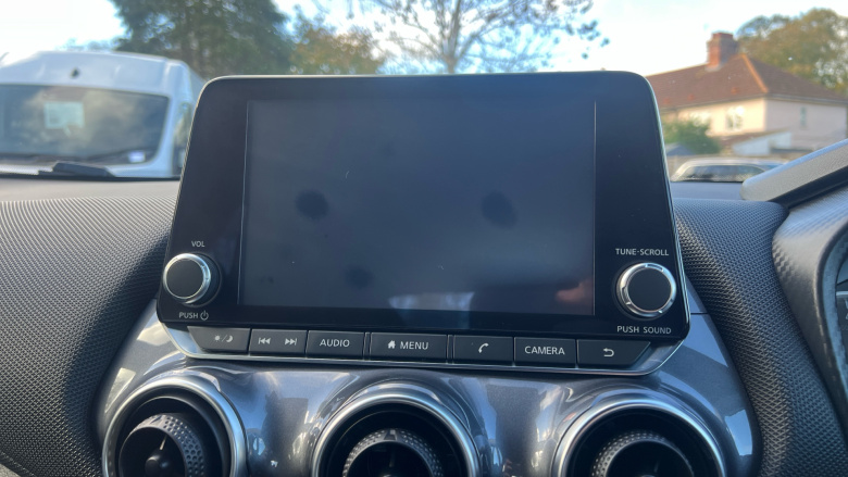 Nissan Juke 1.0 DiG-T 114 Acenta 5dr Petrol Hatchback